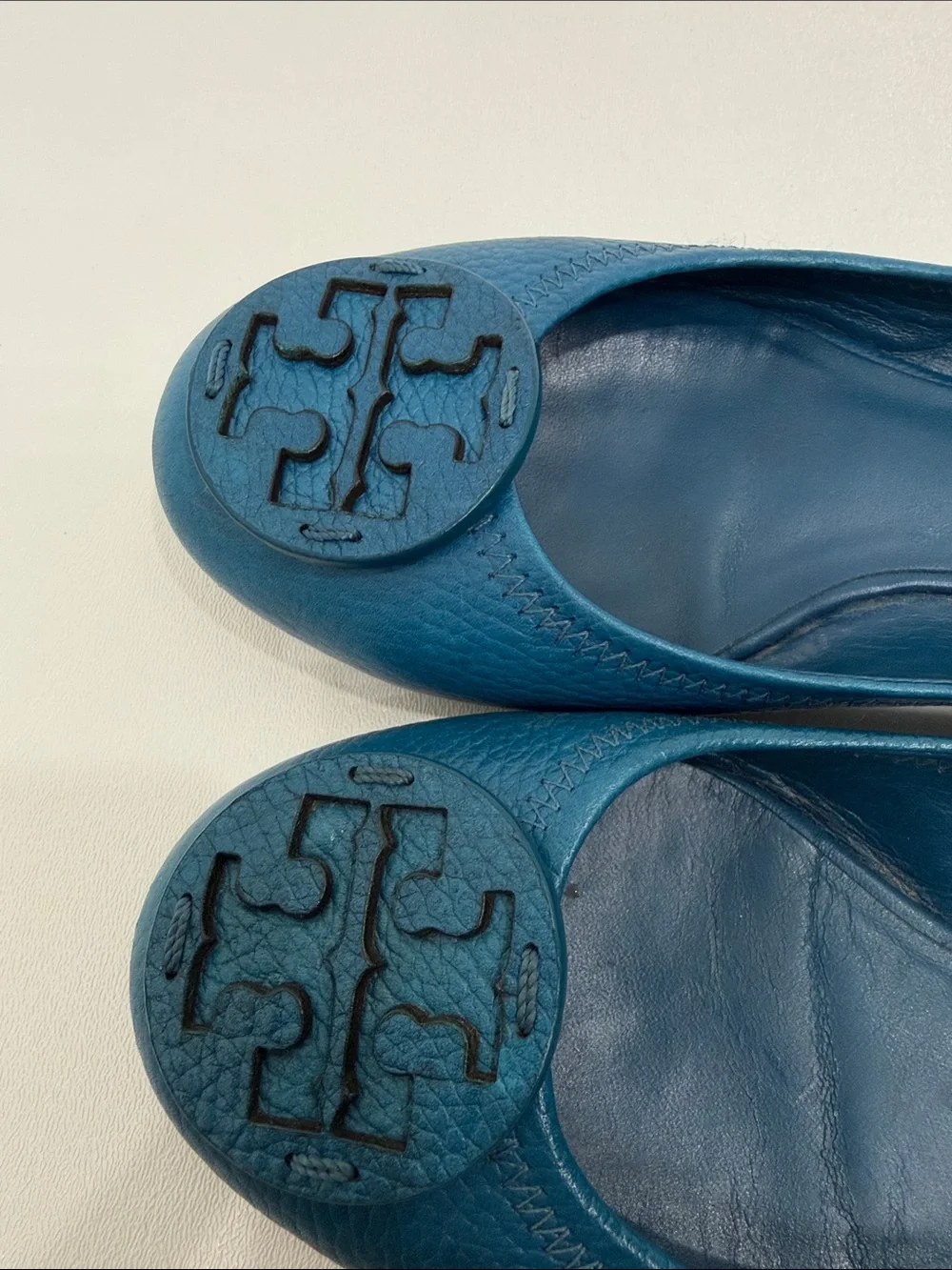 Tory Burch Reva blue leather flats size 8.5 M